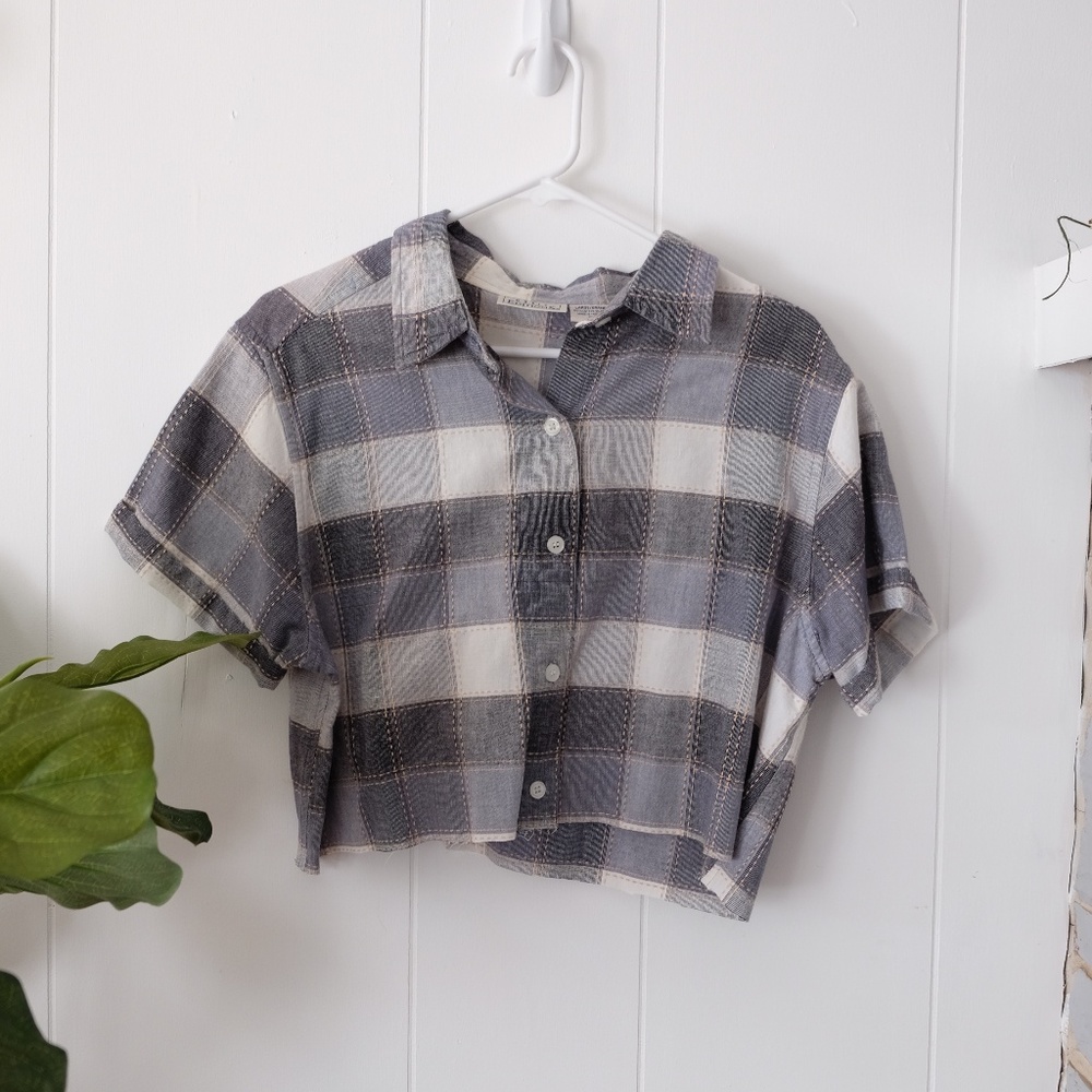 Cropped Button Up Plaid Top s/m
